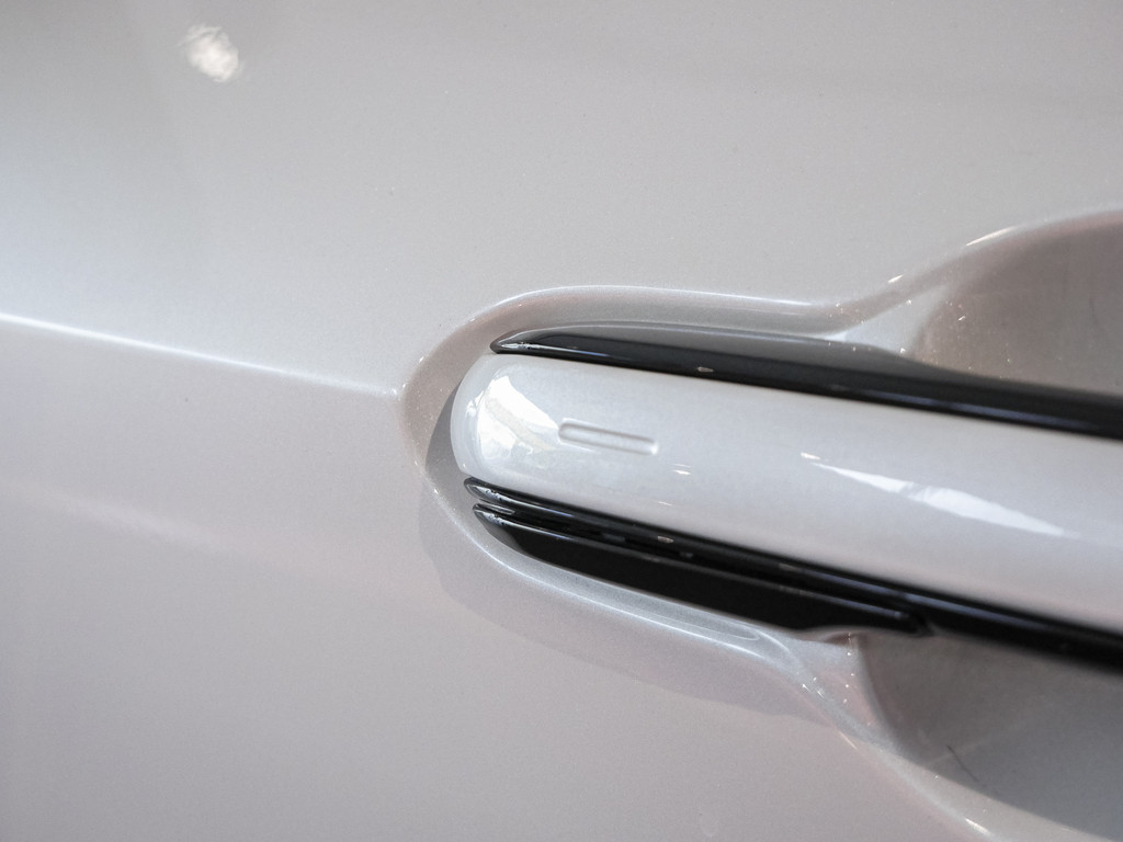 Fahrzeugansicht LEXUS NX 350h Luxury AWD - Bild 2