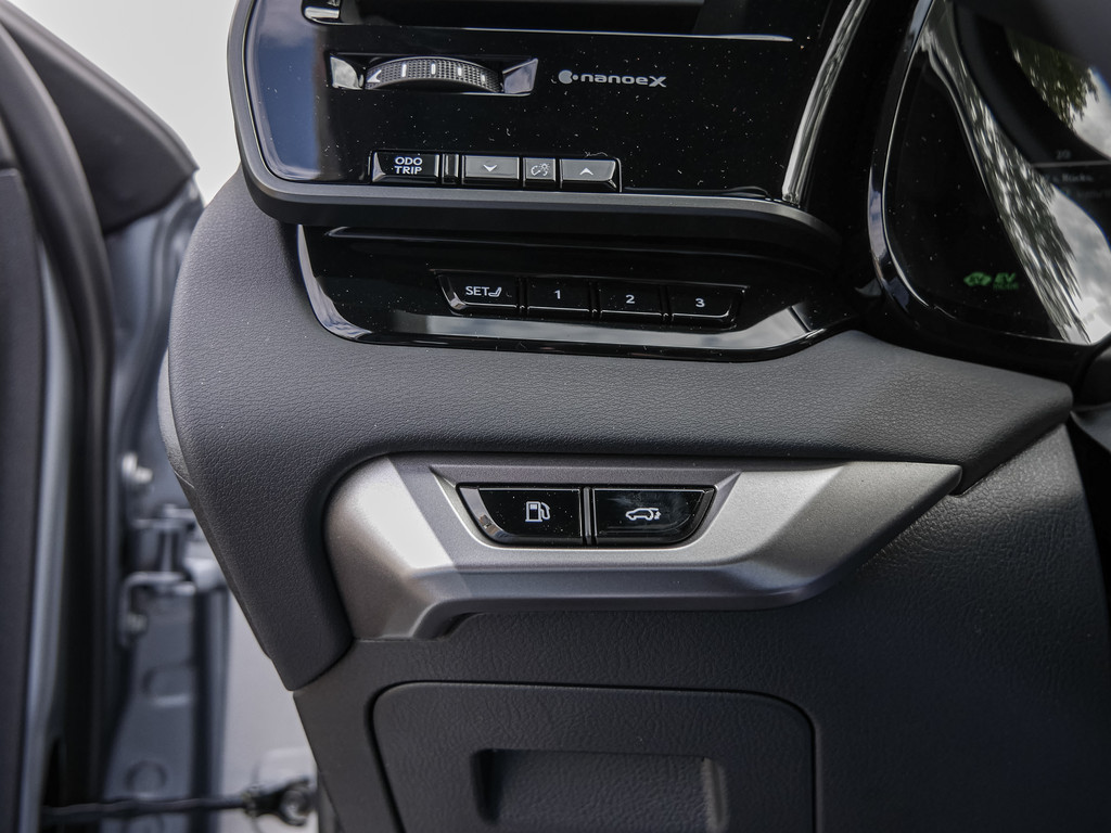 Fahrzeugansicht LEXUS RX 450h + F Sport Design - Bild 28