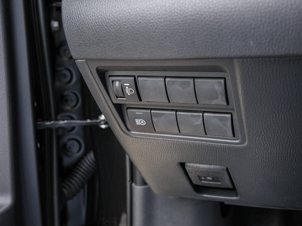 Fahrzeugansicht TOYOTA Yaris 1.5 Hybrid Teamplayer - Bild 26