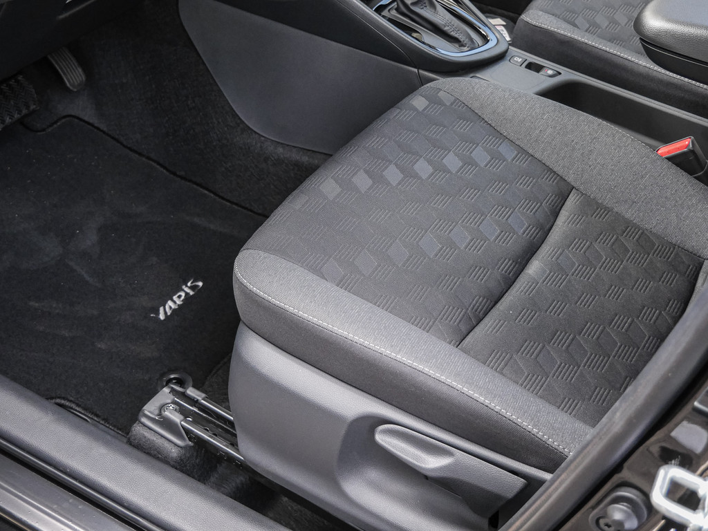 Fahrzeugansicht TOYOTA Yaris 1.5 Hybrid Teamplayer - Bild 28