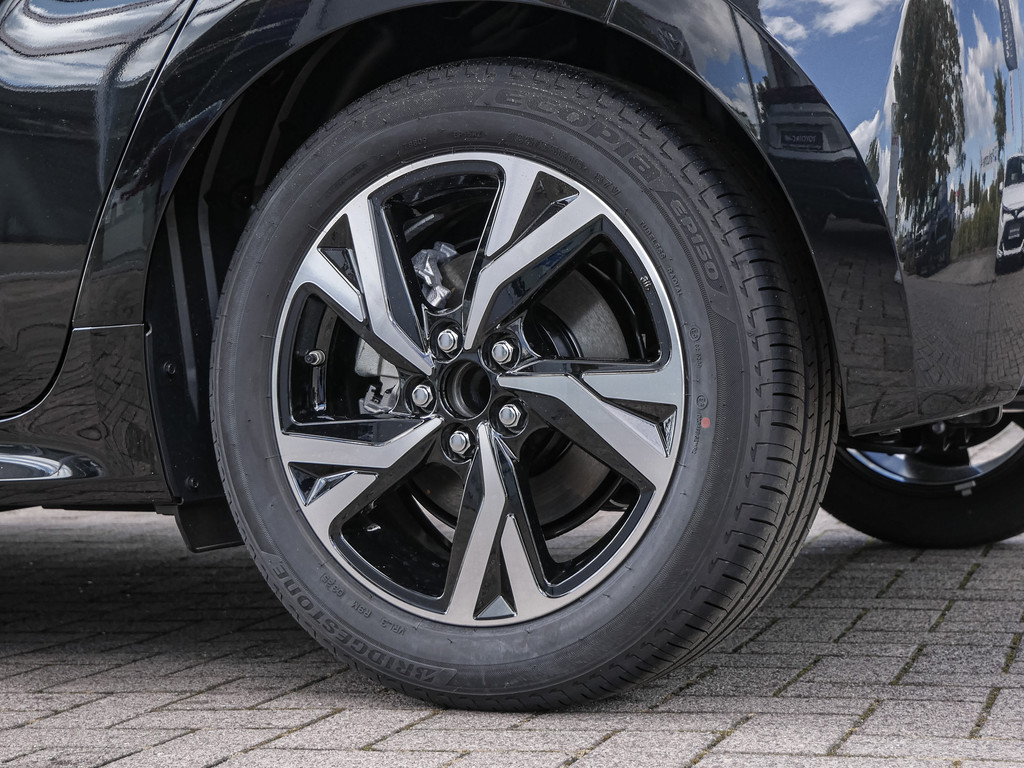 Fahrzeugansicht TOYOTA Yaris 1.5 Hybrid Teamplayer - Bild 35