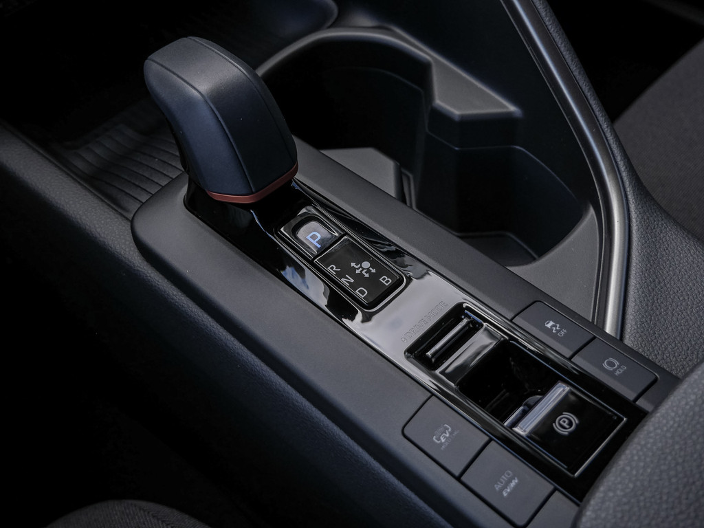 Fahrzeugansicht TOYOTA C-HR 1.8 Hybrid FWD Team Deutschland - Bild 20