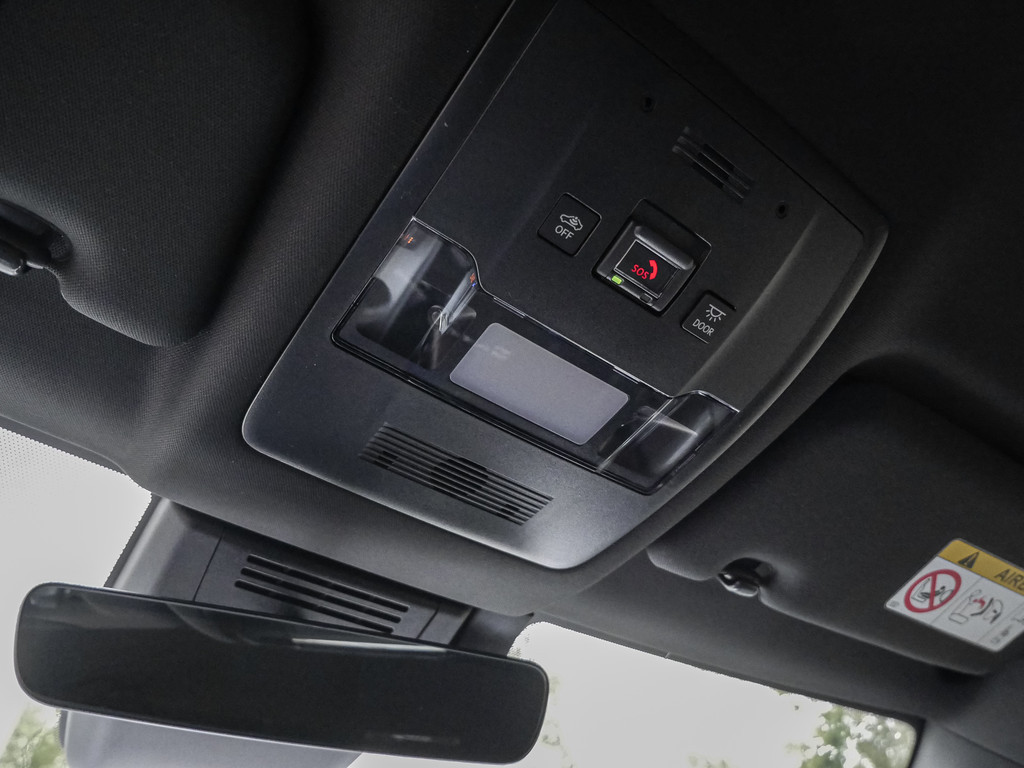 Fahrzeugansicht LEXUS UX 300 h F Sport Design - Bild 22