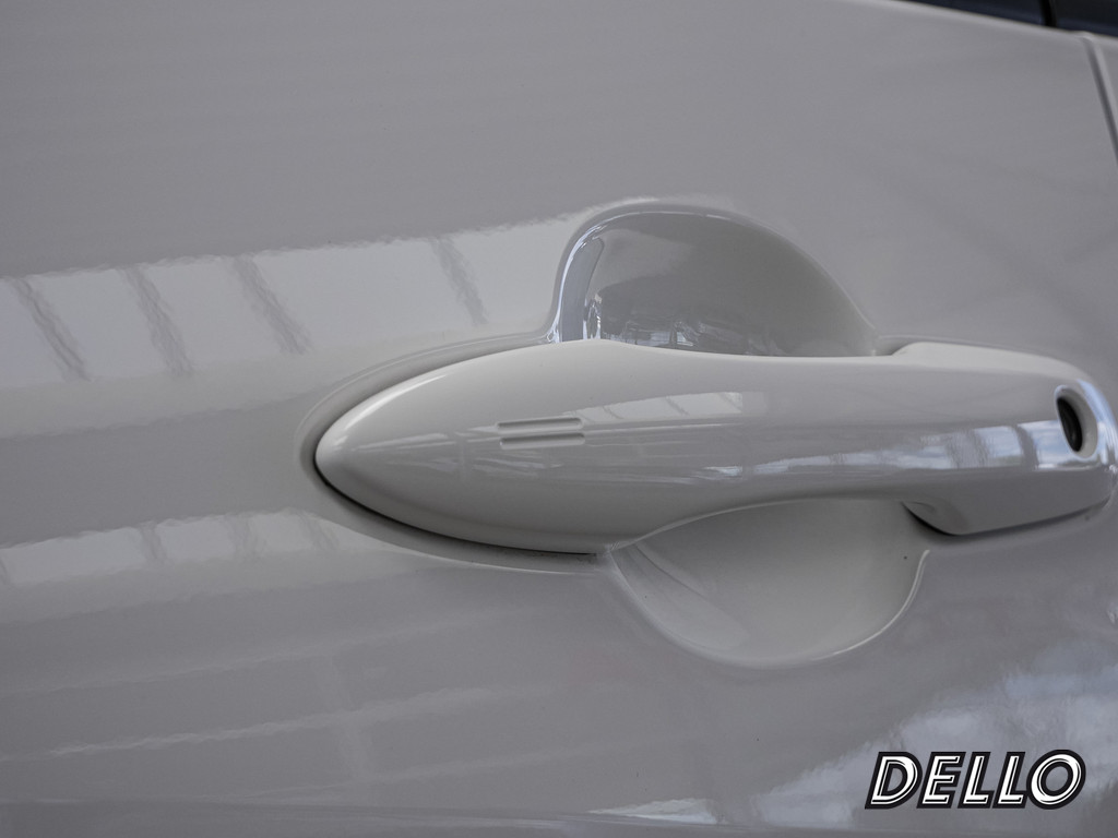 Fahrzeugansicht TOYOTA Yaris 1.5 Hybrid Teamplayer - Bild 3