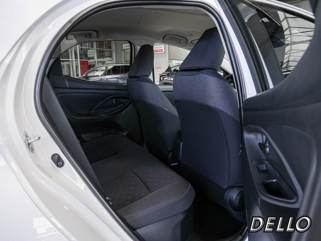 Fahrzeugansicht TOYOTA Yaris 1.5 Hybrid Teamplayer - Bild 7