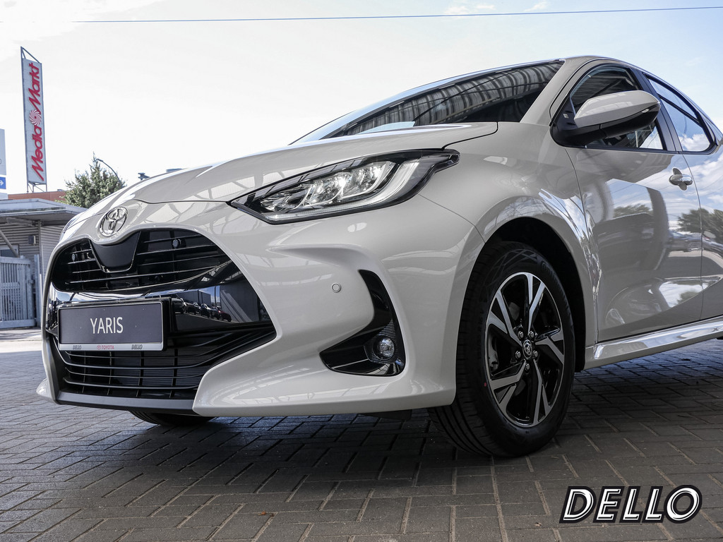 Fahrzeugansicht TOYOTA Yaris 1.5 Hybrid Teamplayer - Bild 39