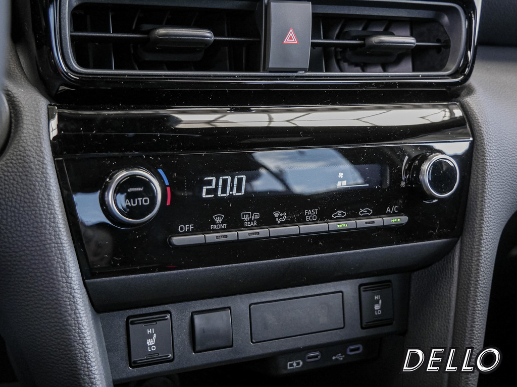 Fahrzeugansicht TOYOTA Yaris Cross Hybrid Teamplayer - Bild 18