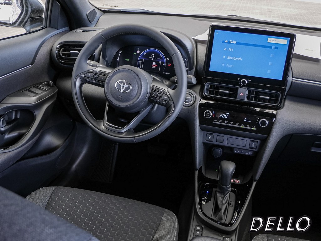 Fahrzeugansicht TOYOTA Yaris Cross Hybrid Teamplayer - Bild 9
