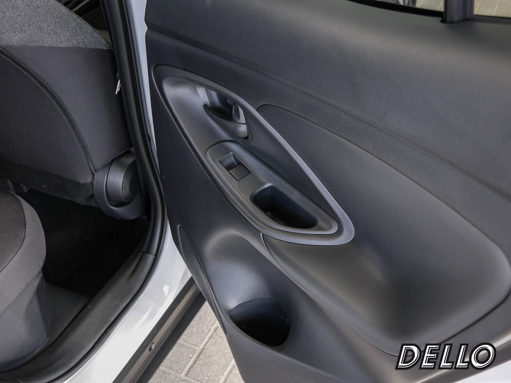 Fahrzeugansicht TOYOTA Yaris Cross Hybrid Teamplayer - Bild 11