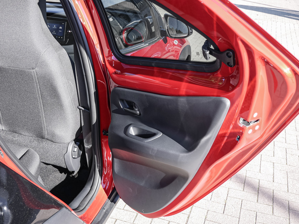 Fahrzeugansicht TOYOTA Aygo X 1.0 Teamplayer - Bild 6