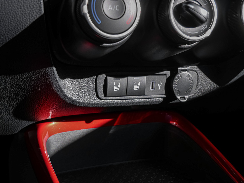 Fahrzeugansicht TOYOTA Aygo X 1.0 Teamplayer - Bild 16