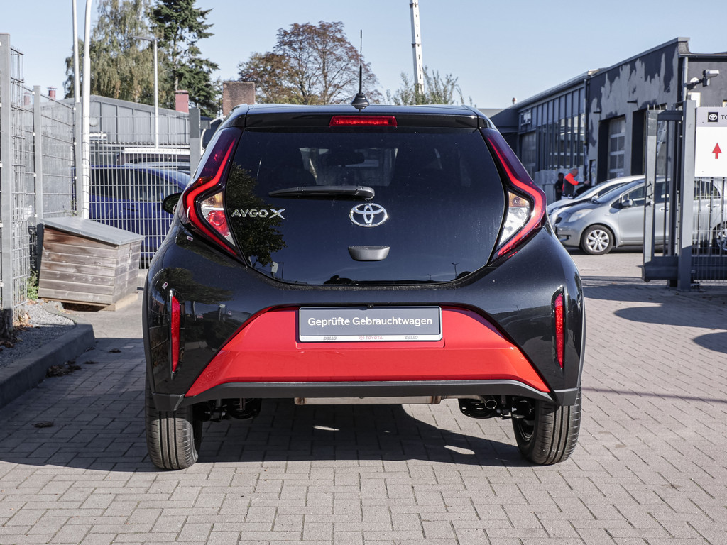 Fahrzeugansicht TOYOTA Aygo X 1.0 Teamplayer - Bild 34