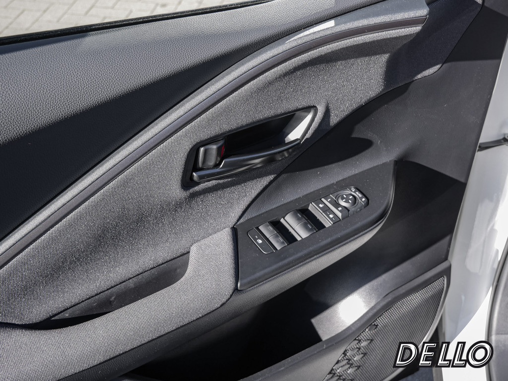 Fahrzeugansicht TOYOTA C-HR 1.8 Hybrid FWD Teamplayer - Bild 33