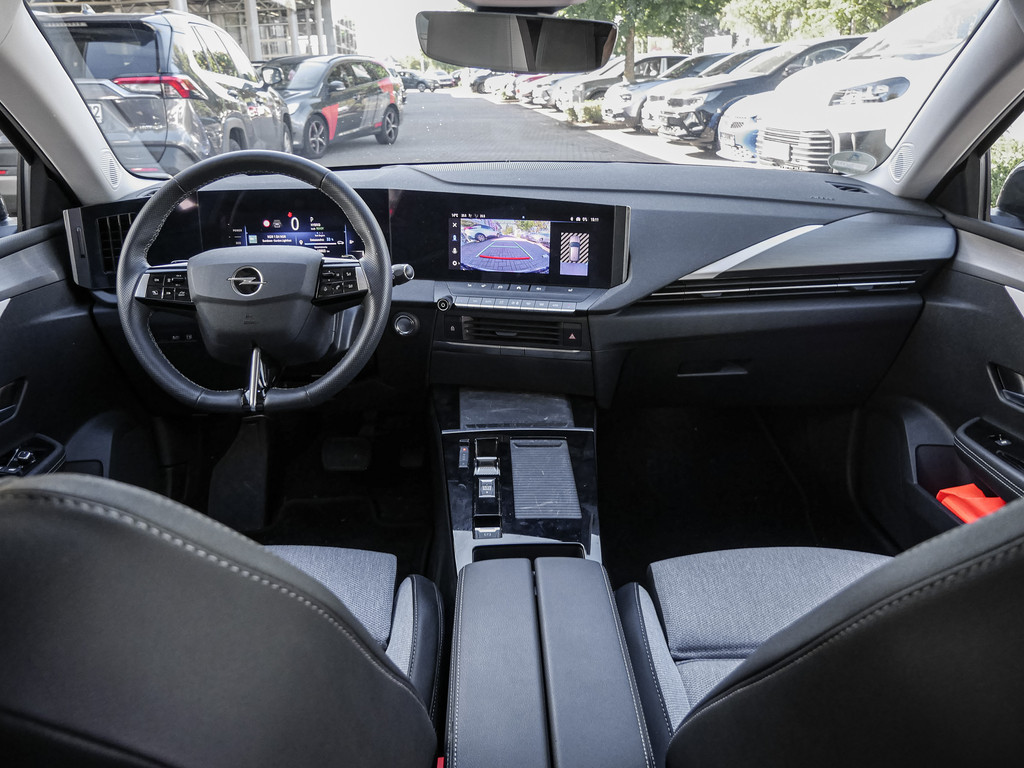 Fahrzeugansicht OPEL Astra Plug-in Hybrid Elegance - Bild 6