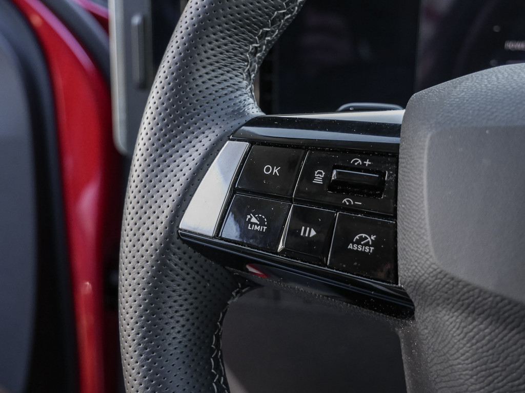 Fahrzeugansicht OPEL Astra Plug-in Hybrid Elegance - Bild 18