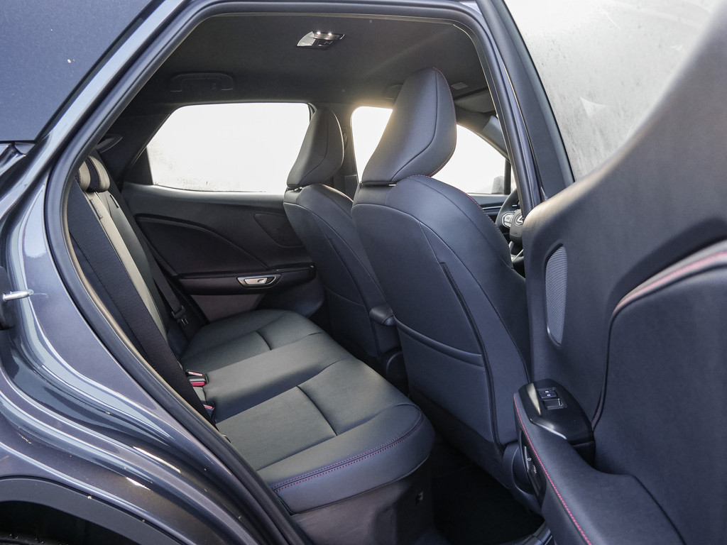 Fahrzeugansicht LEXUS LBX Elegant Black Edition - Bild 6