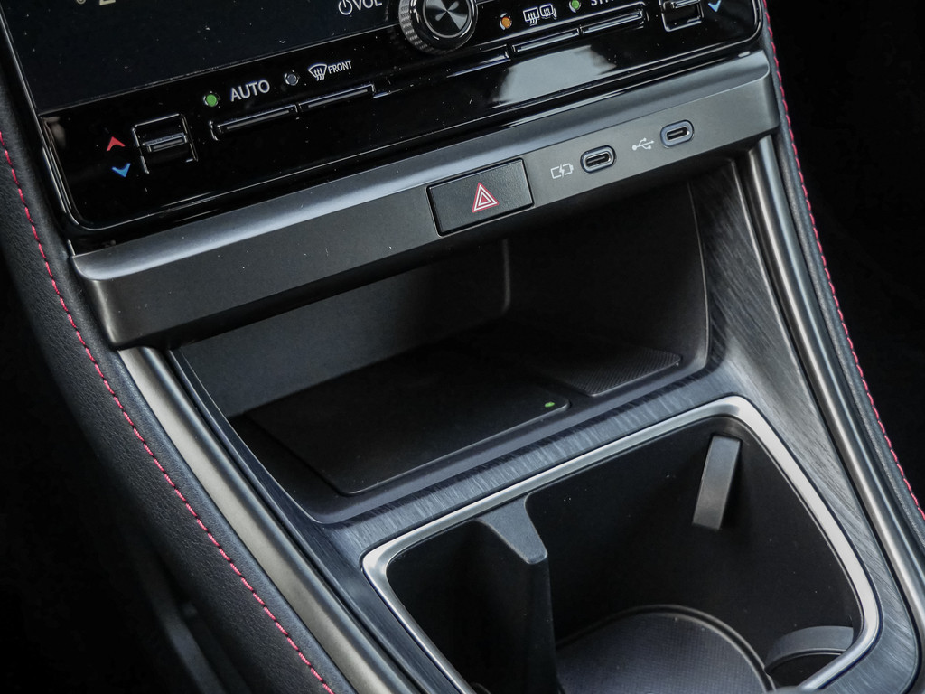 Fahrzeugansicht LEXUS LBX Elegant Black Edition - Bild 19