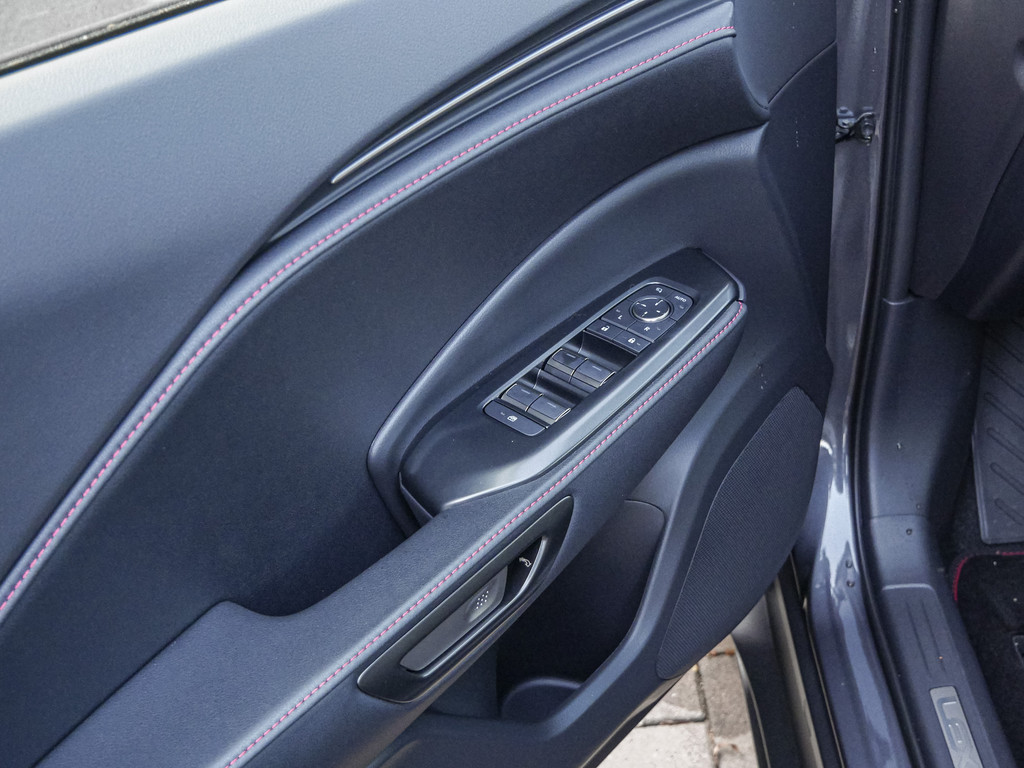 Fahrzeugansicht LEXUS LBX Elegant Black Edition - Bild 33