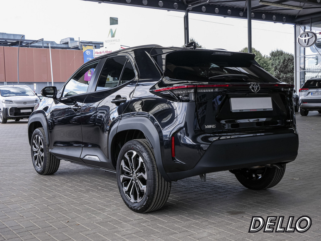 Fahrzeugansicht TOYOTA Yaris Cross Hybrid Teamplayer - Bild 42