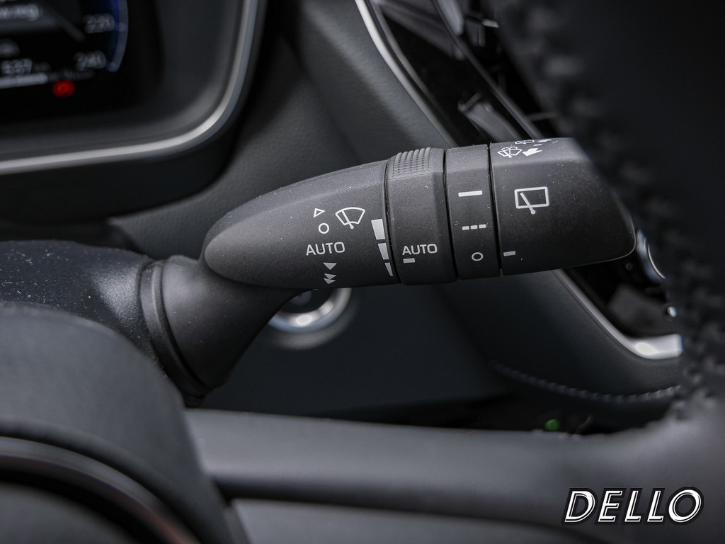 Fahrzeugansicht TOYOTA Corolla Touring Sports 1.8 Hybrid Teamplayer - Bild 21