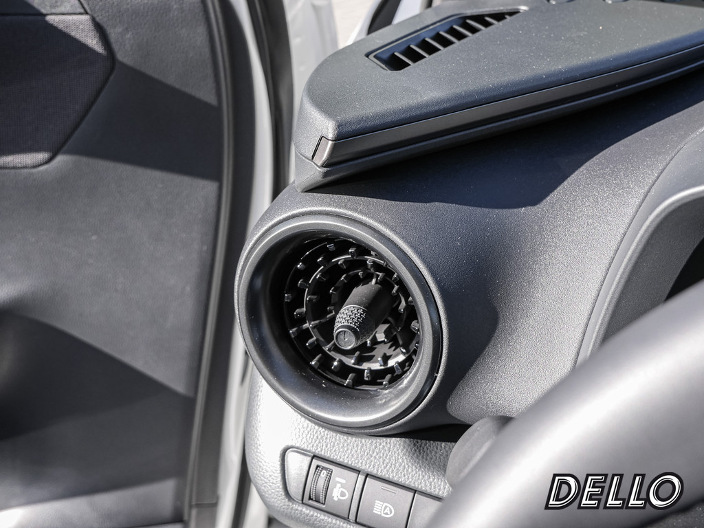 Fahrzeugansicht TOYOTA C-HR 2.0 Hybrid FWD Teamplayer - Bild 29