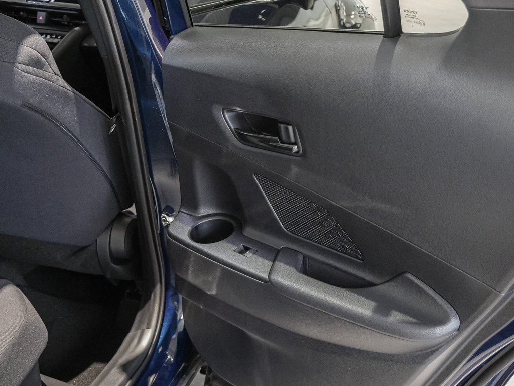 Fahrzeugansicht TOYOTA C-HR 2.0 Hybrid Teamplayer - Bild 9