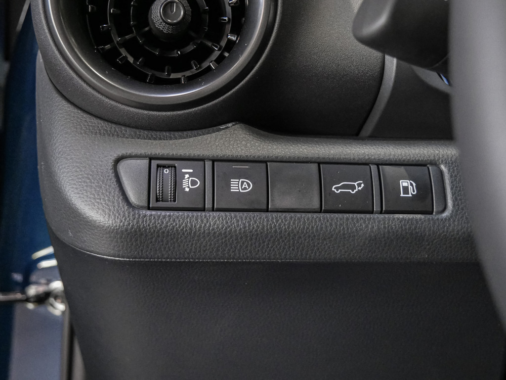 Fahrzeugansicht TOYOTA C-HR 2.0 Hybrid Teamplayer - Bild 29