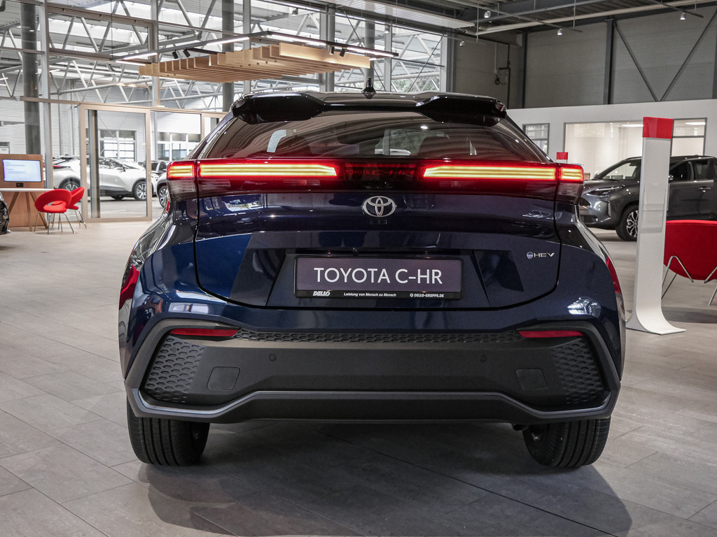 Fahrzeugansicht TOYOTA C-HR 2.0 Hybrid Teamplayer - Bild 34
