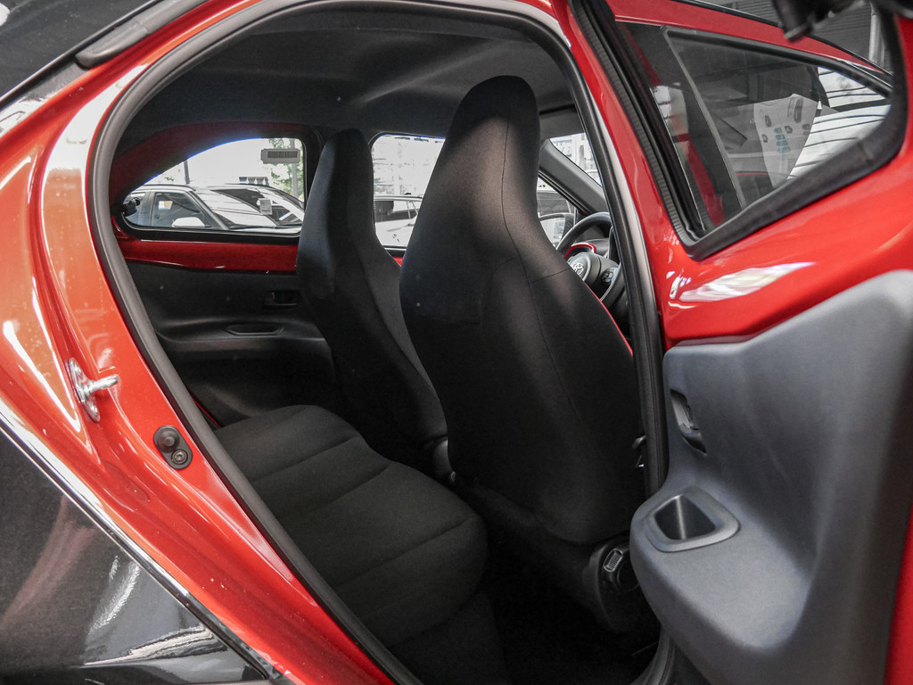 Fahrzeugansicht TOYOTA Aygo X 1.0 Teamplayer - Bild 5
