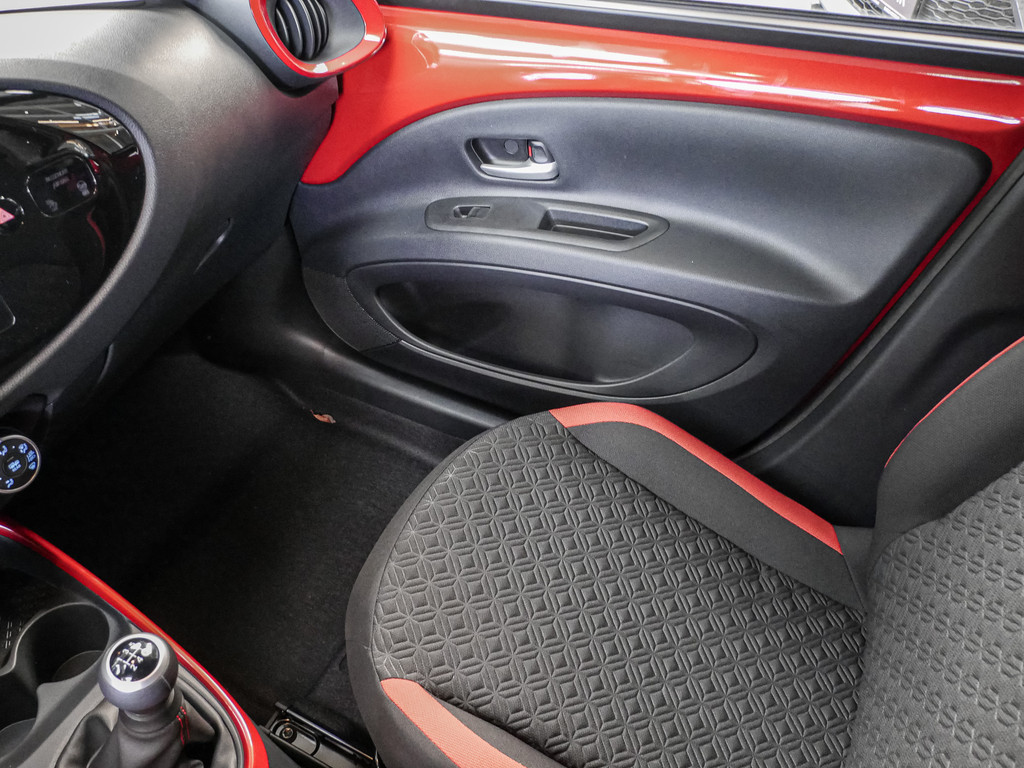 Fahrzeugansicht TOYOTA Aygo X 1.0 Teamplayer - Bild 20