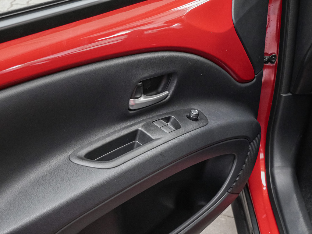 Fahrzeugansicht TOYOTA Aygo X 1.0 Teamplayer - Bild 31