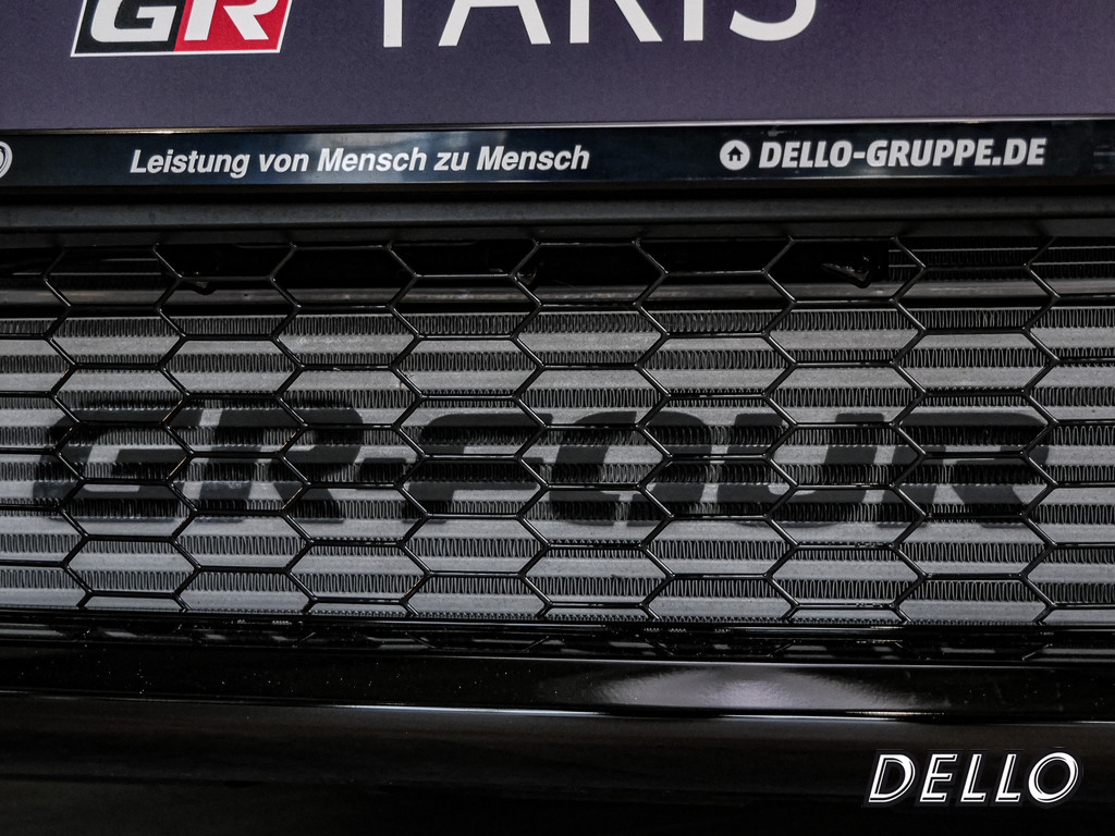 Fahrzeugansicht TOYOTA Yaris 1.6 GR - Bild 2