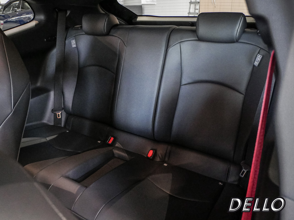 Fahrzeugansicht TOYOTA Yaris 1.6 GR - Bild 6