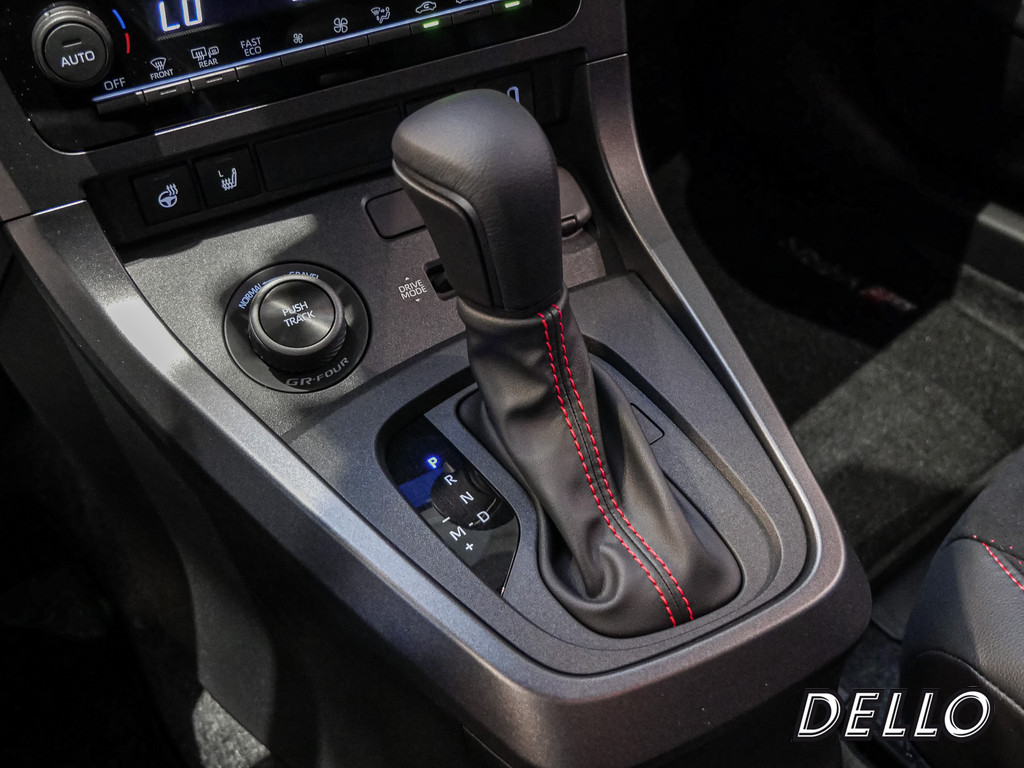 Fahrzeugansicht TOYOTA Yaris 1.6 GR - Bild 17