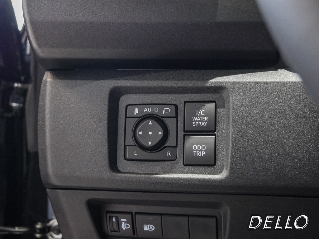 Fahrzeugansicht TOYOTA Yaris 1.6 GR - Bild 31