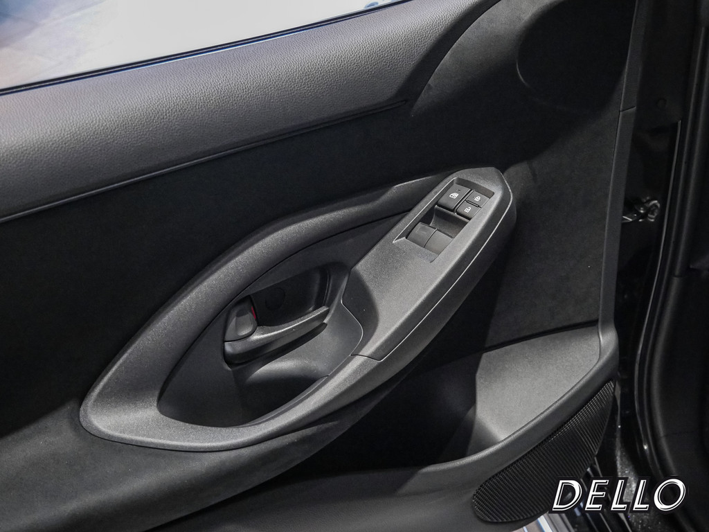 Fahrzeugansicht TOYOTA Yaris 1.6 GR - Bild 36