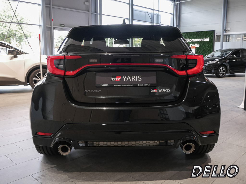 Fahrzeugansicht TOYOTA Yaris 1.6 GR - Bild 40