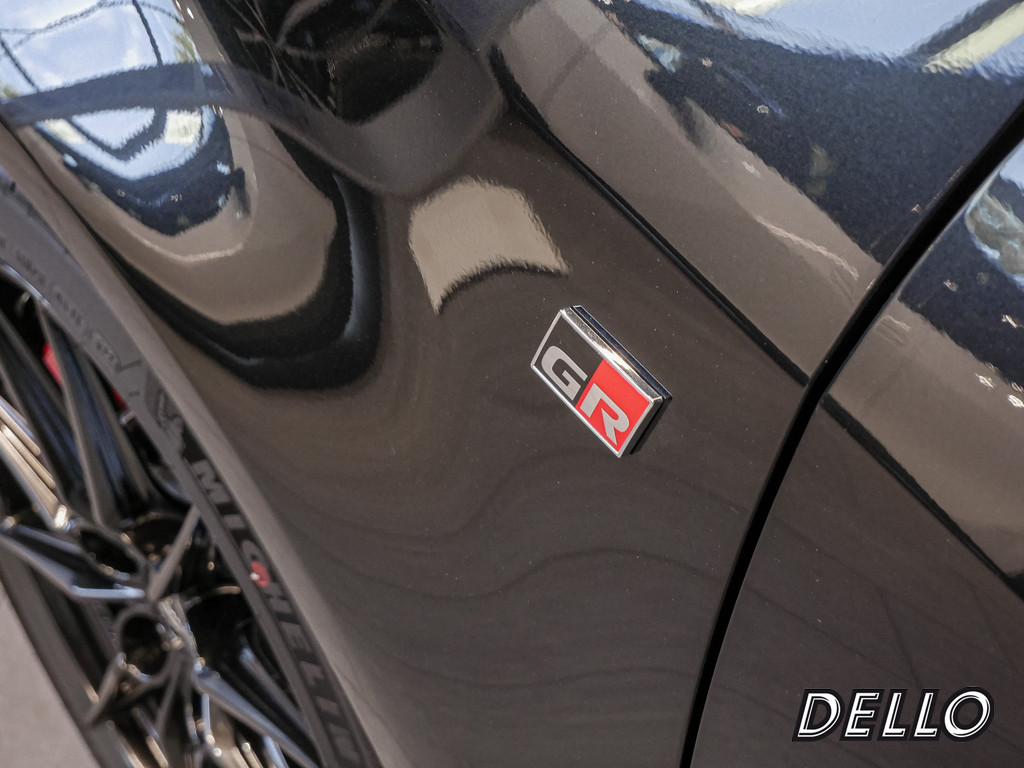 Fahrzeugansicht TOYOTA Yaris 1.6 GR - Bild 44