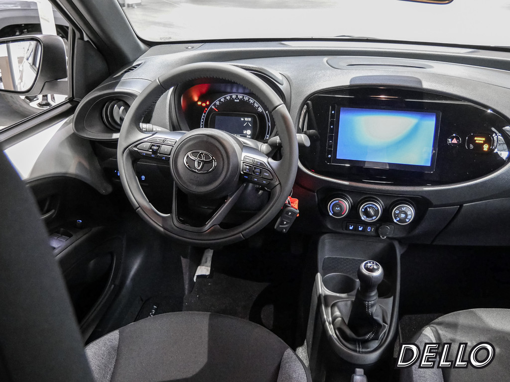 Fahrzeugansicht TOYOTA Aygo X 1.0 Business Edition - Bild 5
