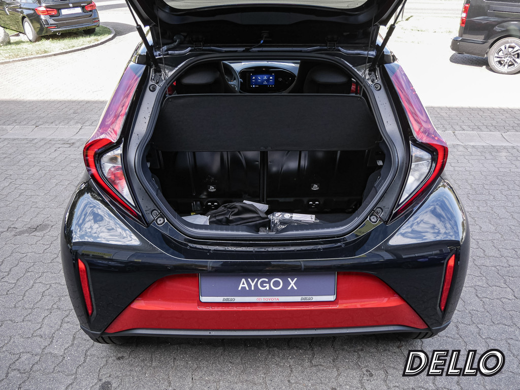 Fahrzeugansicht TOYOTA Aygo X 1.0 Teamplayer - Bild 9