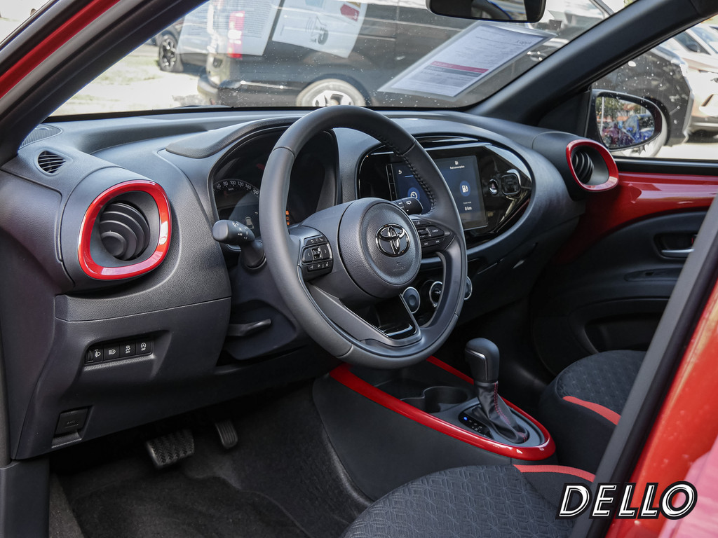 Fahrzeugansicht TOYOTA Aygo X 1.0 Teamplayer - Bild 28