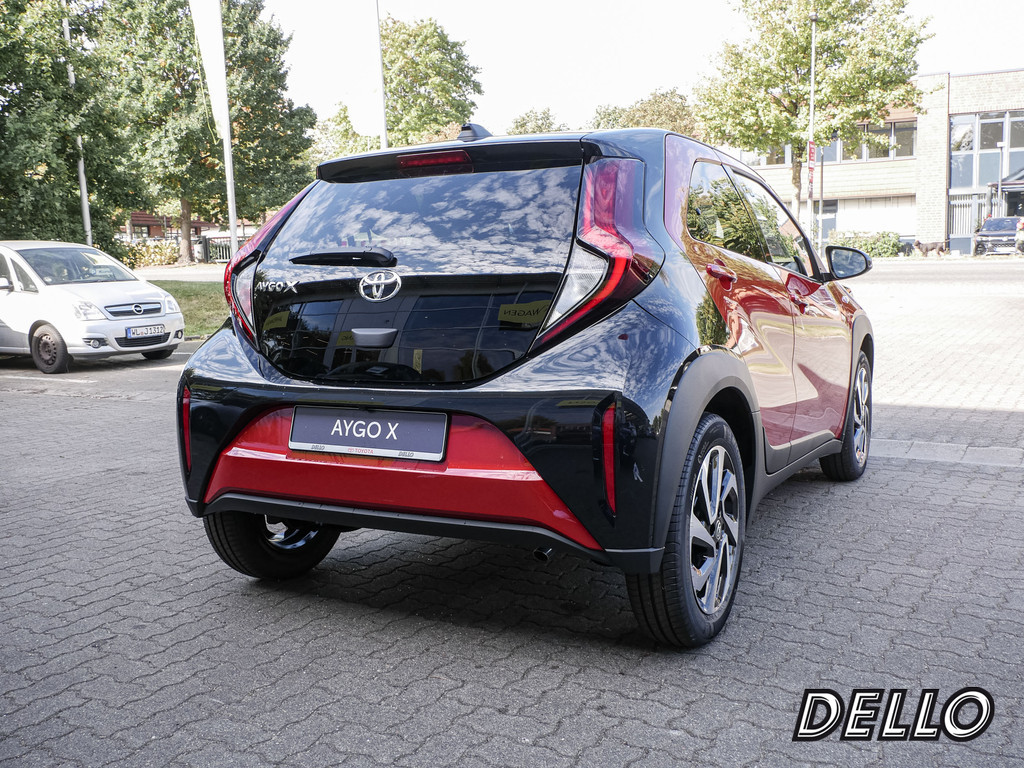 Fahrzeugansicht TOYOTA Aygo X 1.0 Teamplayer - Bild 31