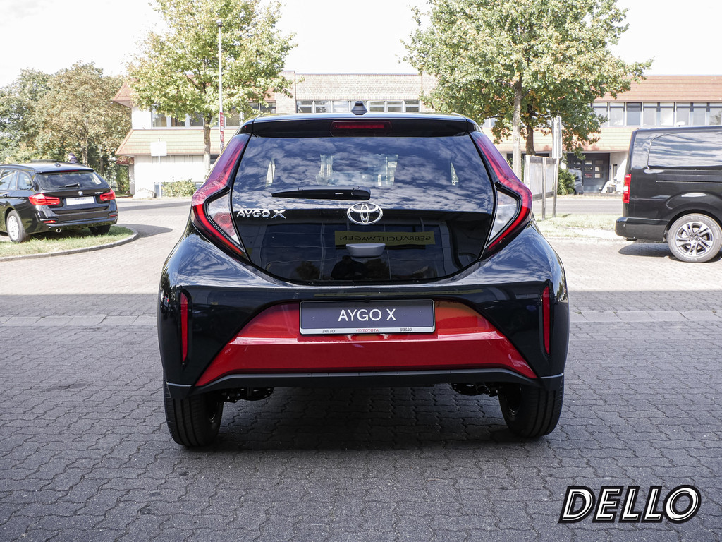 Fahrzeugansicht TOYOTA Aygo X 1.0 Teamplayer - Bild 32