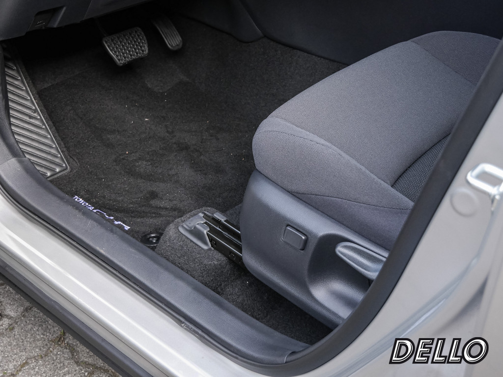Fahrzeugansicht TOYOTA C-HR 2.0 Plug-In Hybrid Teamplayer - Bild 33