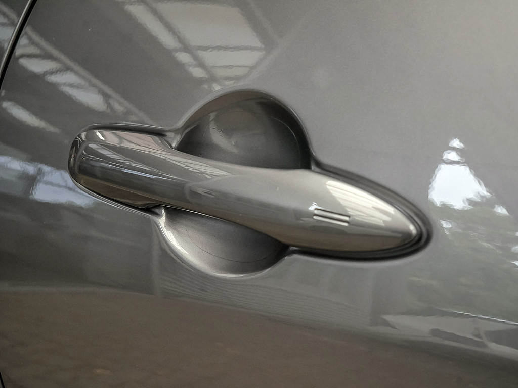 Fahrzeugansicht TOYOTA Yaris 1.6 GR - Bild 42