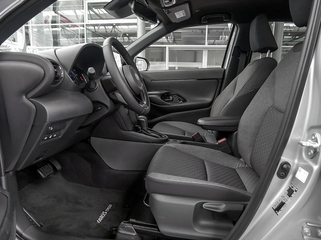 Fahrzeugansicht TOYOTA Yaris Cross 1.5 Hybrid Teamplayer - Bild 3