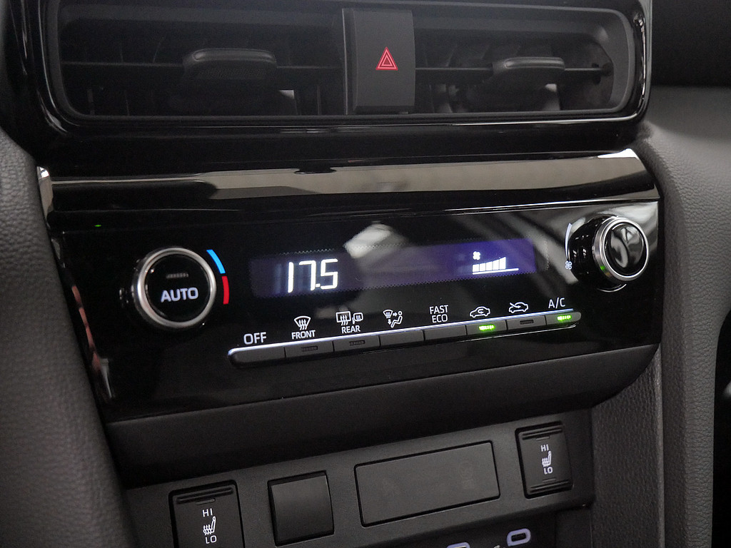 Fahrzeugansicht TOYOTA Yaris Cross 1.5 Hybrid Teamplayer - Bild 16