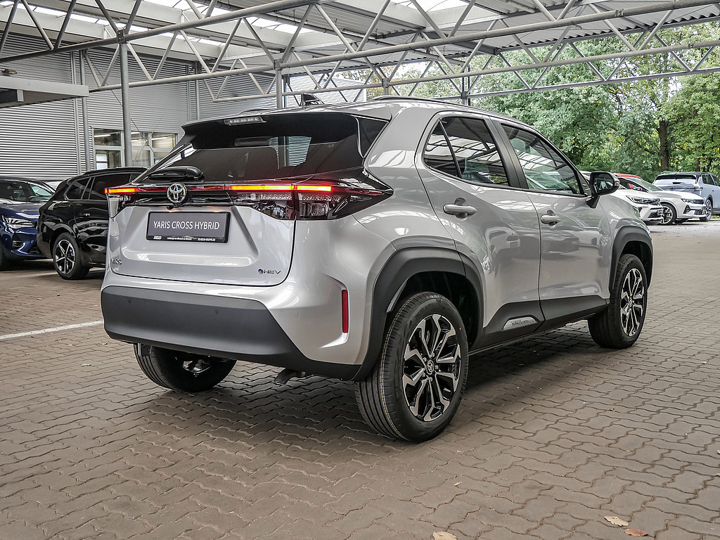 Fahrzeugansicht TOYOTA Yaris Cross 1.5 Hybrid Teamplayer - Bild 34
