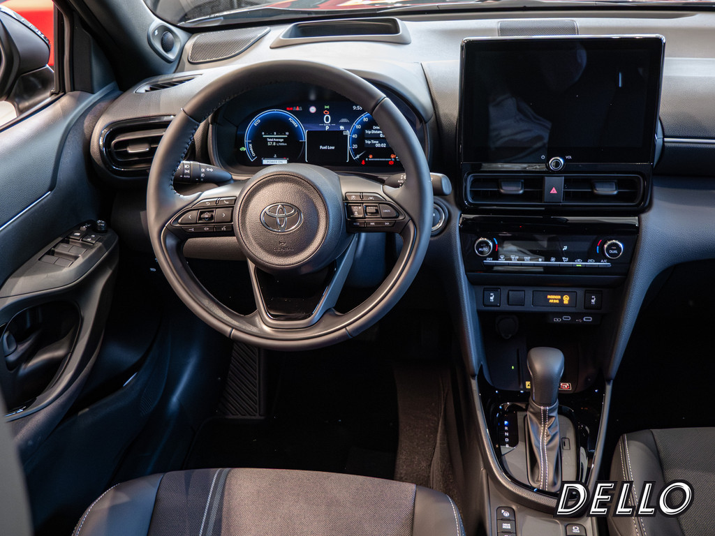 Fahrzeugansicht TOYOTA Yaris Cross 1.5 Hybrid FWD Style Plus - Bild 2