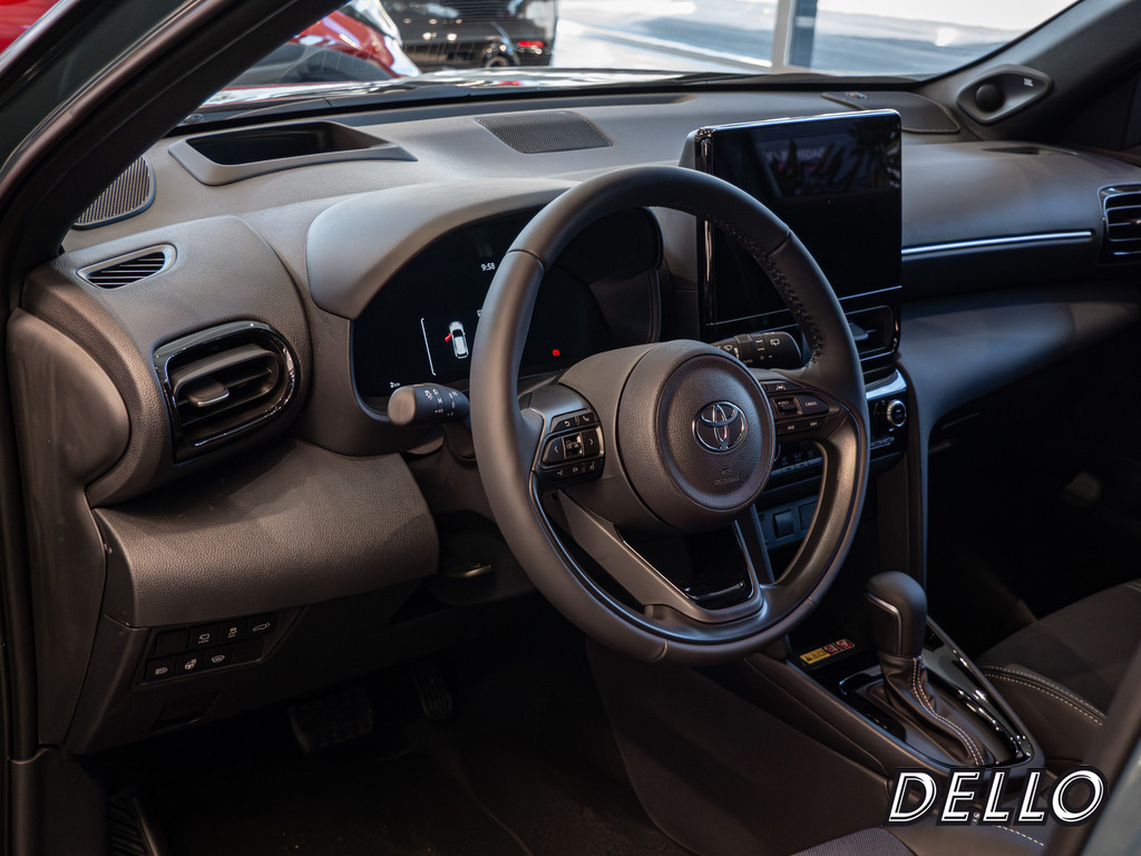 Fahrzeugansicht TOYOTA Yaris Cross 1.5 Hybrid FWD Style Plus - Bild 35